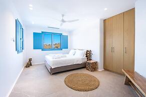 Villa Myko With Heated Pool in Ornos