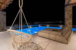 Villa Myko With Heated Pool in Ornos