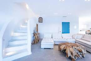 Villa Myko With Heated Pool in Ornos