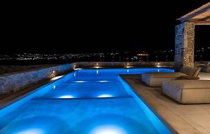 Villa Myko With Heated Pool in Ornos