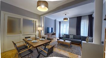 Marvelous Bright 4BR Ap in Taksim Square