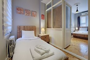 Marvelous Bright 4BR Ap in Taksim Square