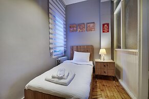 Marvelous Bright 4BR Ap in Taksim Square