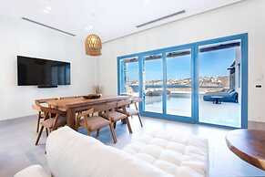 Myko Villa With Private Heated Pool