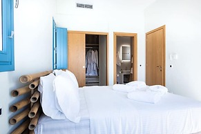 Myko Villa With Private Heated Pool