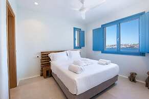 Myko Villa With Private Heated Pool