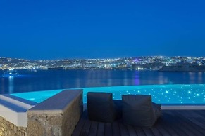 Myko Villa Private Heated Pool on Beach