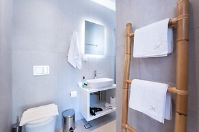 Myko Villa Private Heated Pool on Beach