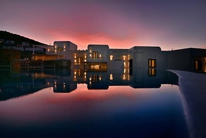 Myko Villa Private Heated Pool on Beach