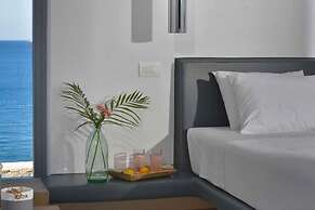 Myko Villa Private Heated Pool on Beach