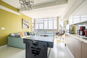 Waterfront York Suites