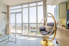 Waterfront York Suites