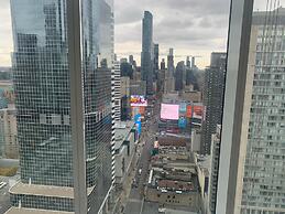 Waterfront York Suites