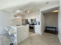 Waterfront York Suites