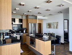 Waterfront York Suites