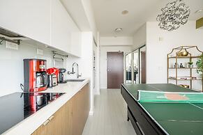 Waterfront York Suites