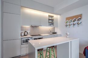 Waterfront York Suites