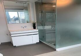 Waterfront York Suites