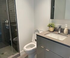 Waterfront York Suites