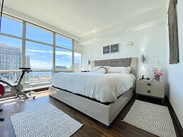 Waterfront York Suites