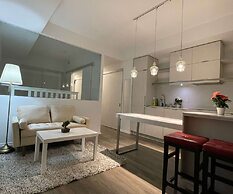 Waterfront York Suites