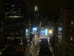 Waterfront York Suites