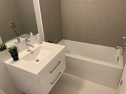 Waterfront York Suites