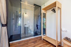 Anda Beach Bistro & Rooms