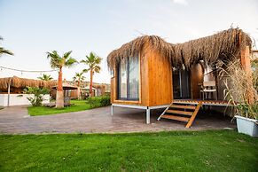 Anda Beach Bistro & Rooms