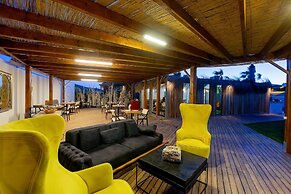 Anda Beach Bistro & Rooms