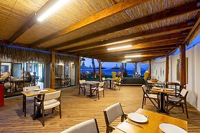 Anda Beach Bistro & Rooms