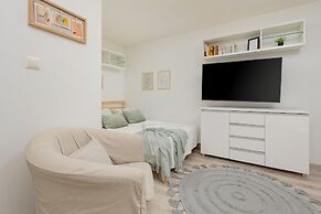 Light Studio With Balcony by Renters