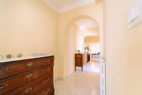 Elegant Apartment in the Center