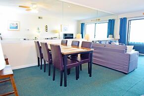 Towers 402 2 Bedroom Condo by RedAwning