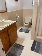 Immaculate 3 Bed Villa Overlooking Admiralty Bay