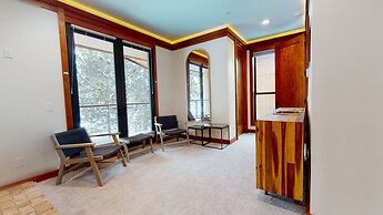 Obsidian Serenity -private Hot Tub