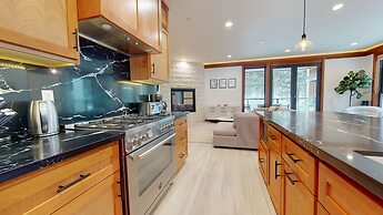 Obsidian Serenity -private Hot Tub