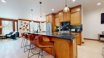 Obsidian Serenity -private Hot Tub