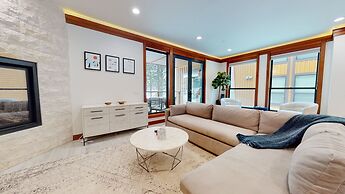 Obsidian Serenity -private Hot Tub