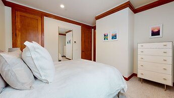 Obsidian Serenity -private Hot Tub