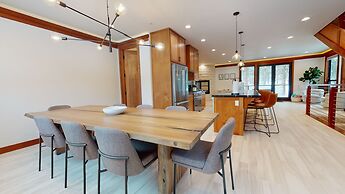 Obsidian Serenity -private Hot Tub