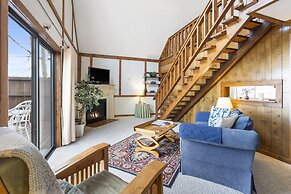 The Cottages on Lake Bluff -nearby Table Rock Lake!