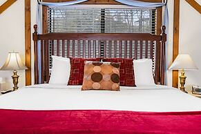 The Cottages on Lake Bluff -nearby Table Rock Lake!