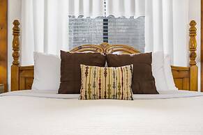 Windjammer Cottage - Branson