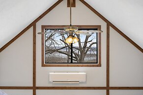 Windjammer Cottage - Branson