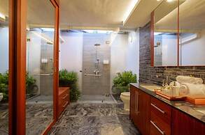 Luxury 3BR Kahuripan Villa