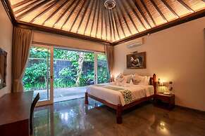 Luxury 3BR Kahuripan Villa