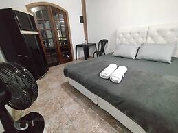 Haja Luz Pousada em Itaquaquecetuba