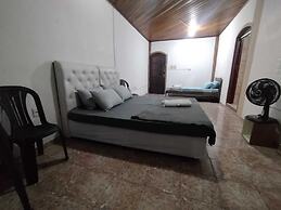 Haja Luz Pousada em Itaquaquecetuba