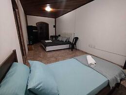 Haja Luz Pousada em Itaquaquecetuba